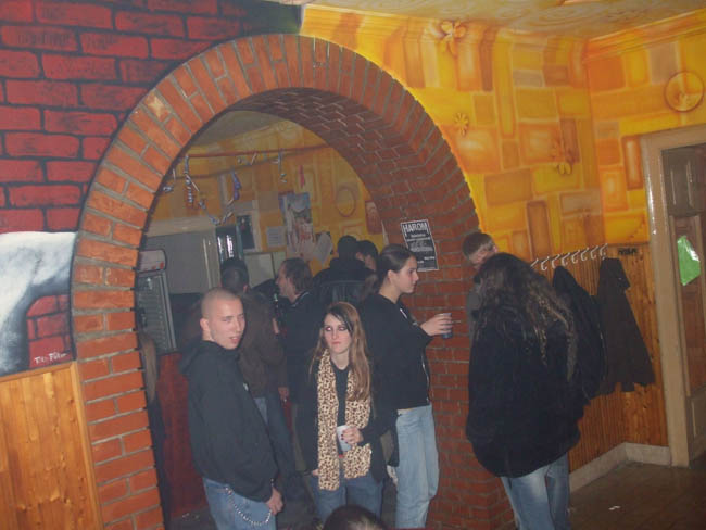 064