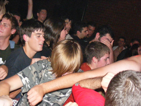 082